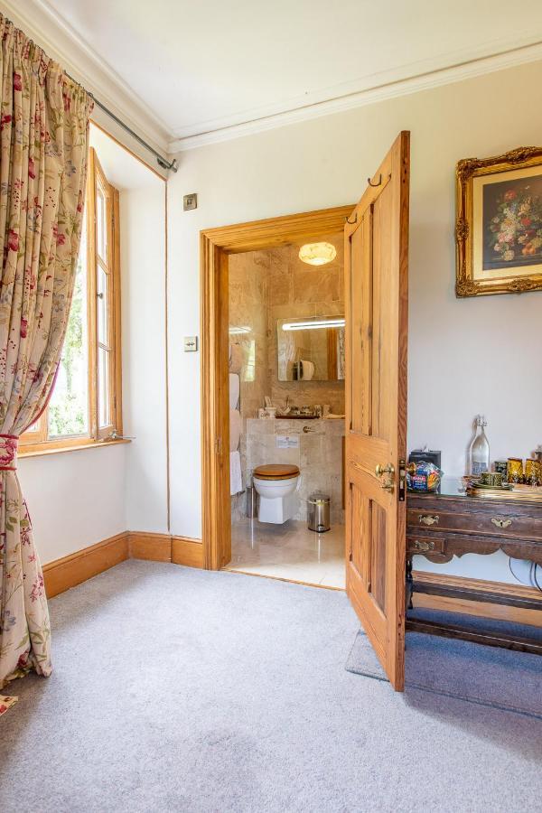 Taldraeth - Old Vicarage Guest House Penrhyndeudreath Dış mekan fotoğraf